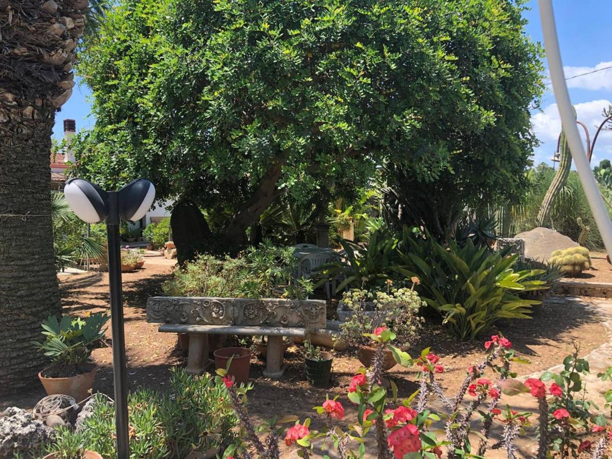 Villa Yucca Avola Exterior photo