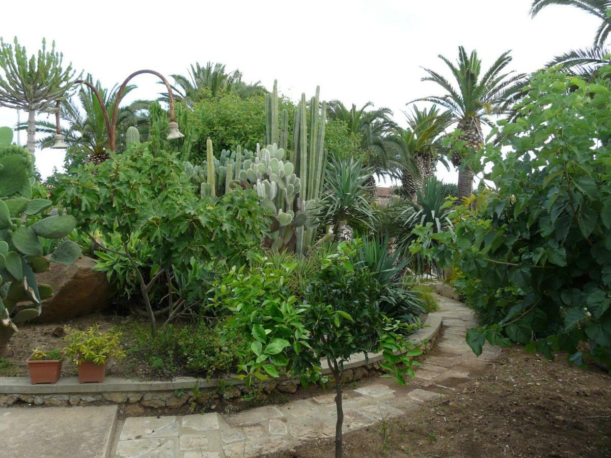 Villa Yucca Avola Exterior photo